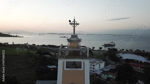 Torre de Igreja e mar - Niteroi - Rio de Janeiro - Brasil