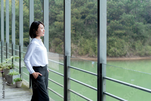 Asian business women resting  in the outdoors