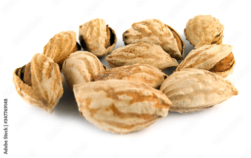 Shelled almonds and hulled almonds Shelled almonds and hulled almonds