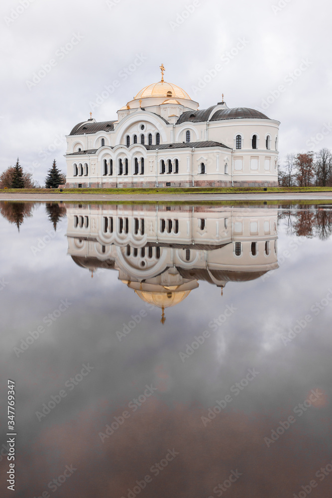 Obraz premium BELARUS CITY OF BREST January 2, 2019. Brest castle St. Nicholas Garrison Cathedral.Orthodox Church of the Fortress.