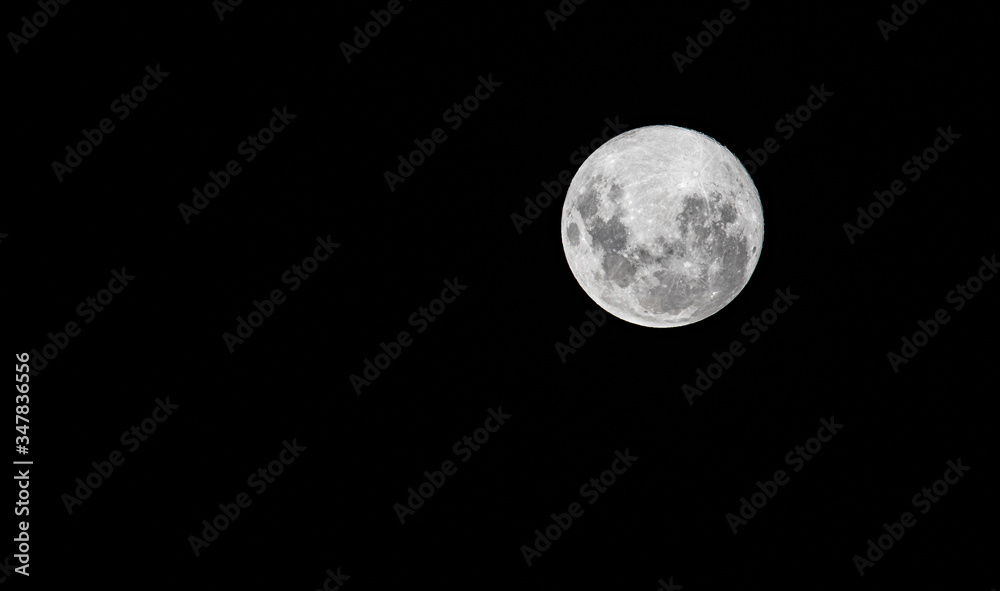 Obraz premium Close up image of the full moon