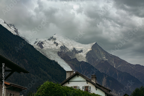 Rocky peaks of snowy France © Nina