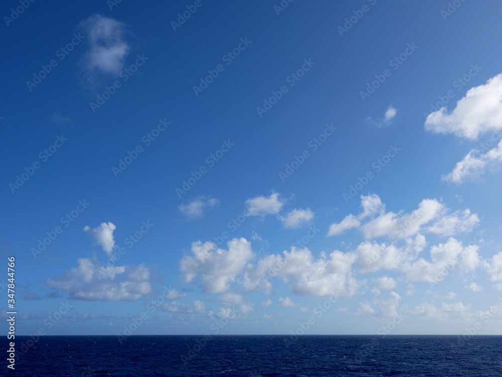 Wolken über dem Indischen Ozean