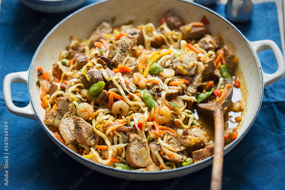 Singapore noodles - stir-fry of pork and prawns, flavoured with teriyaki & madras
Singapore noodles - stir-fry of pork and prawns, flavoured with teriyaki & madras