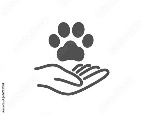 Pets care icon. Veterinary clinic sign. Dog health symbol. Classic flat style. Quality design element. Simple pets care icon. Vector