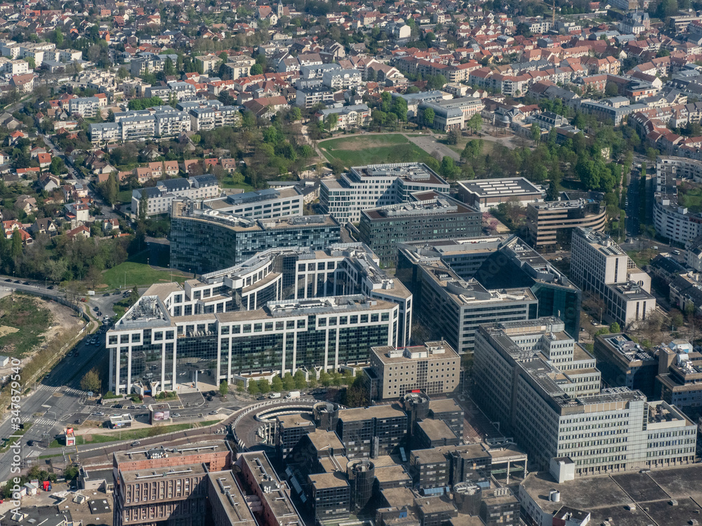 vue aérienne du centre de Noisy-le-Grand à l'est de Paris