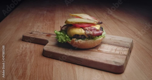 process of making burger cheeseburger hamburger time-lapse stop motion 