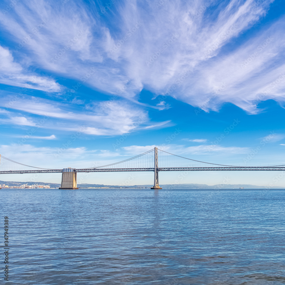 Obraz premium San Francisco, panorama of the Bay Bridge, sunny day 