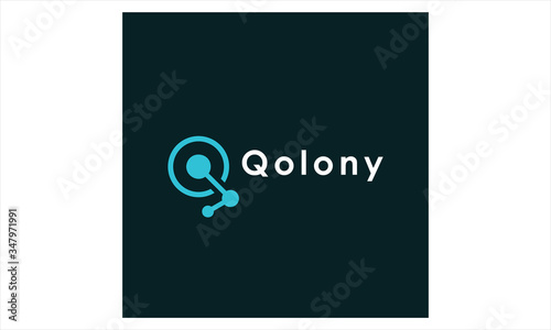 TECHNOLOGY LOGO FROM LETTER Q
