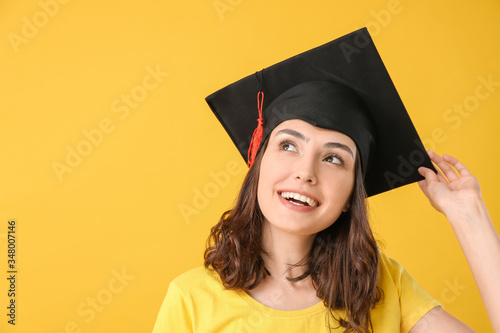 Female graduating student o...
