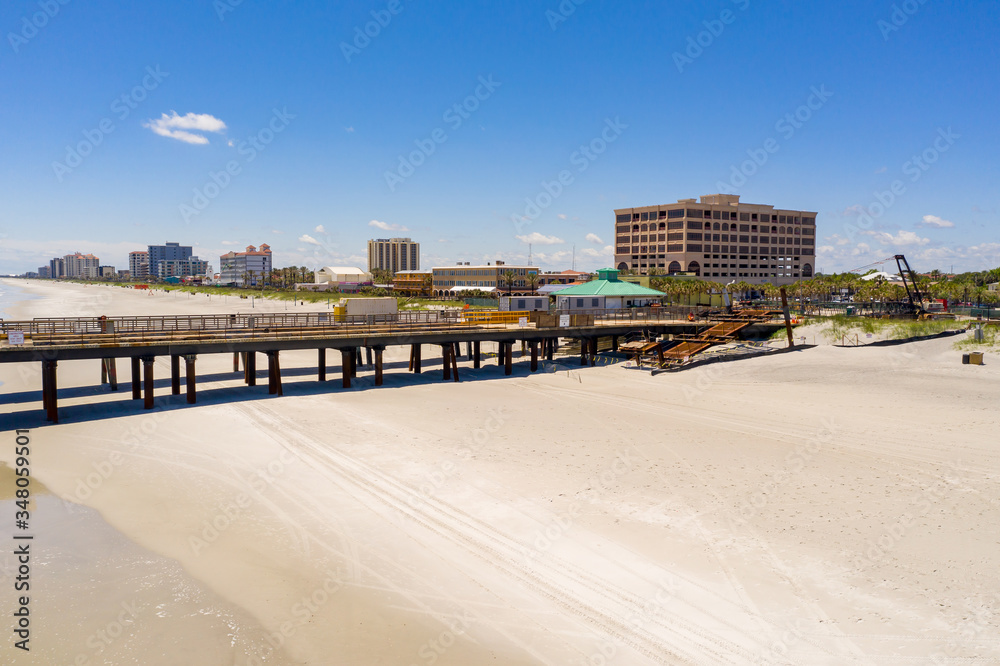 Jacksonville Beach pier under renovation and construction