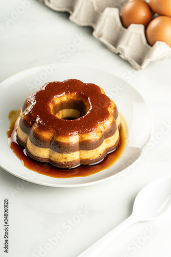 sweetened caramel pudding layered with chocolate taste