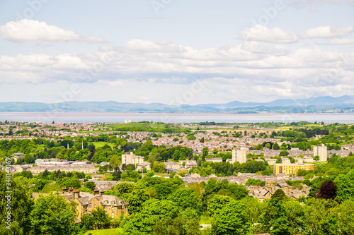 Fotografia, Obraz The cityscape of Lancaster, with Morecambe Bay viewed from the Ashton Memorial in Williamson Park