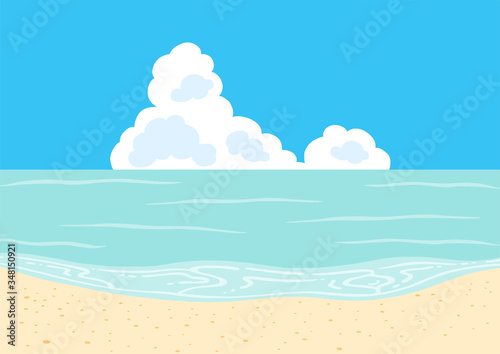 夏のビーチ　青空と入道雲