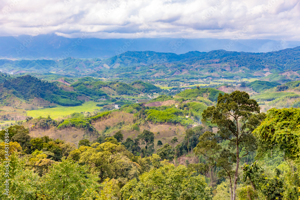 Fototapeta premium Mountains, hills and jungle landscapes in Vietnam