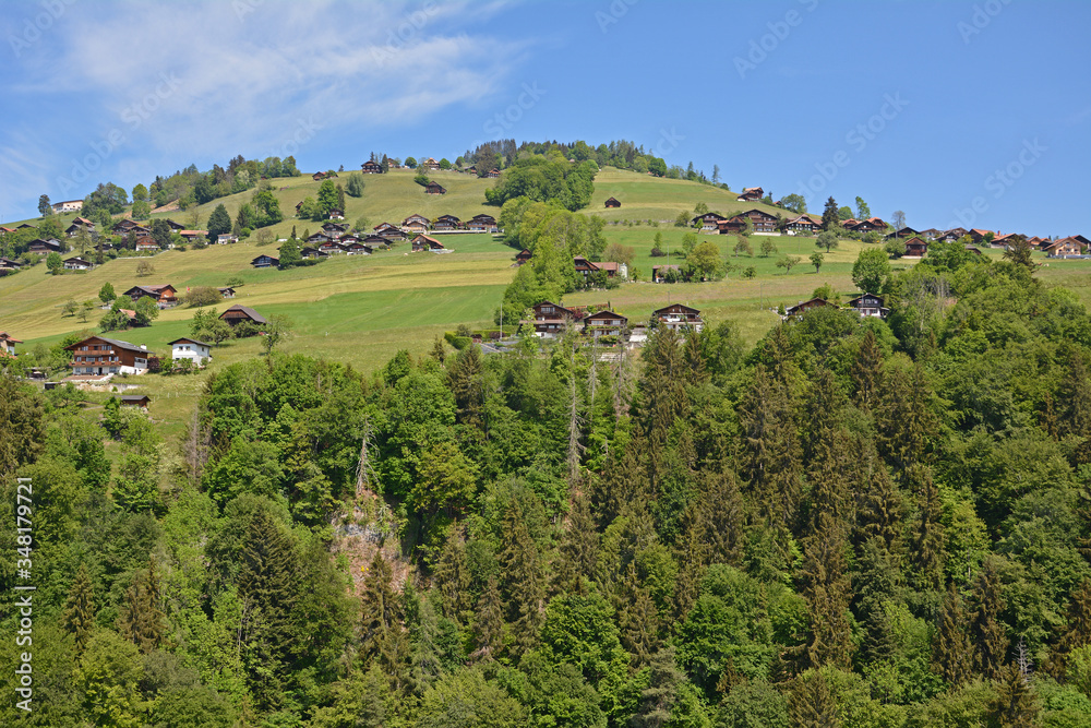 Häuser von Tschingel bei Sigriswil, Berner Oberland, Schweiz
