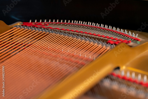 Grand Piano - Bass strings, Bass bridge