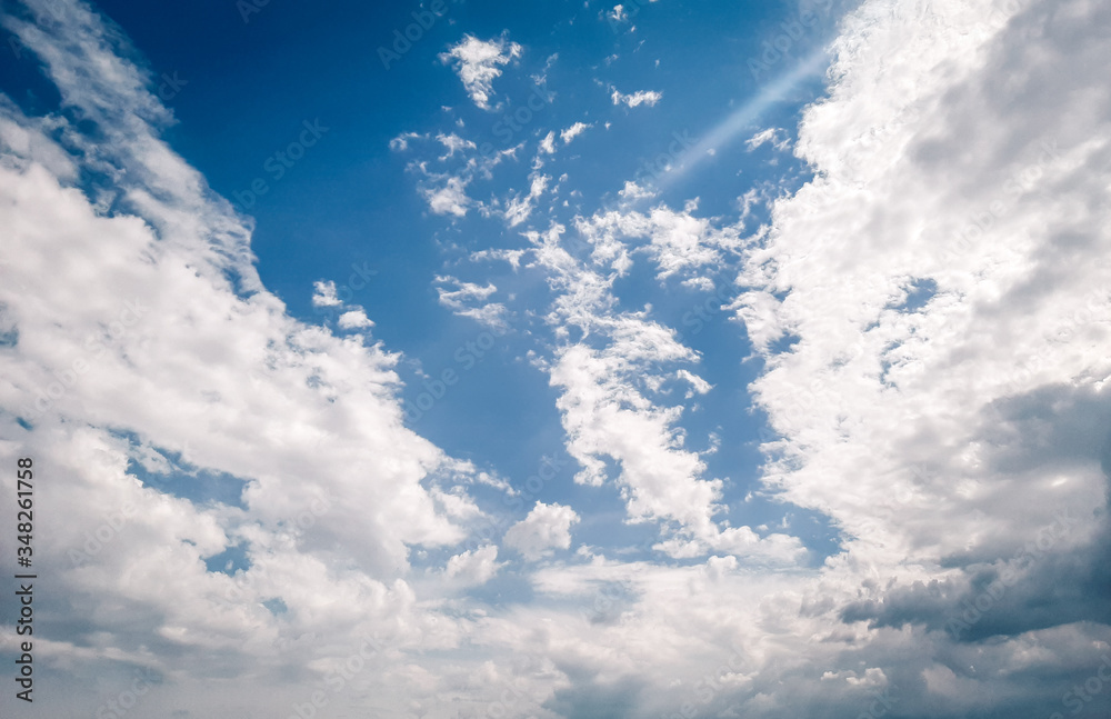 Obraz premium blue sky with clouds