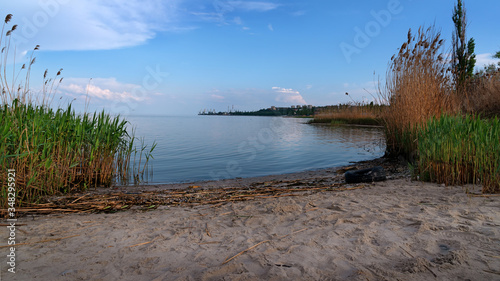 Quiet and smooth (the coast of the Taganrog Bay)