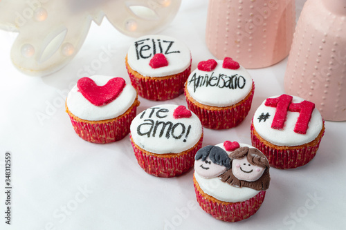 cakes, minicakes, cupcakes, tortas, pasteles, tartas, ponques photo