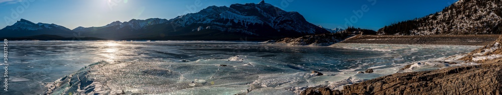 Abraham Lake in his frozen beauty