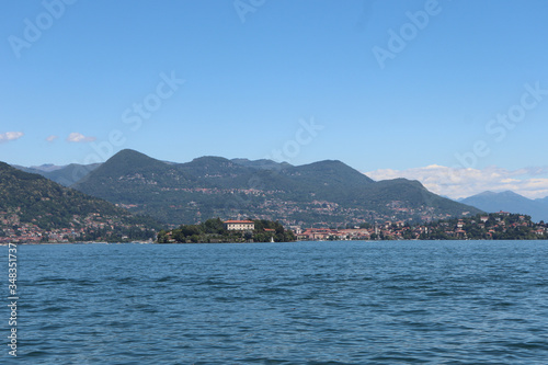 Italie - Piémont - Lac Majeur - Vue sur l'ile Madre, Pallanza et Verbania