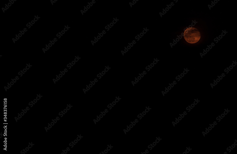 MOON DE FUIEGO .LUNA