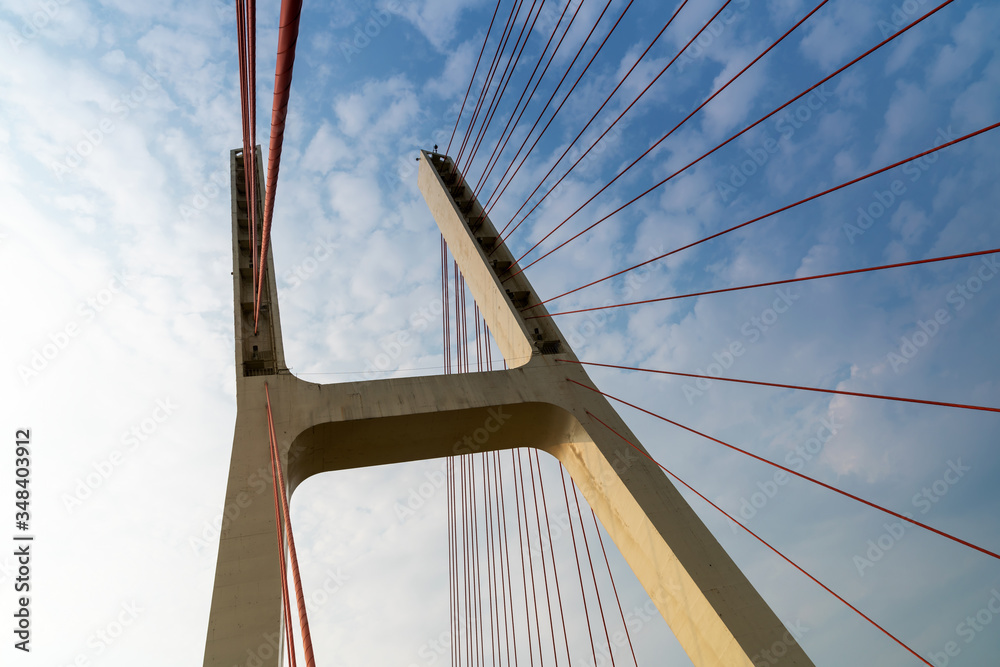 Obraz premium Cable stayed bridge at sunset