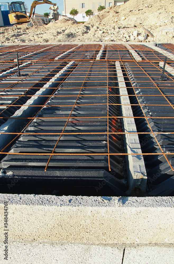 Hourdis en plastiques pour la construction de fondations Stock Photo — free download