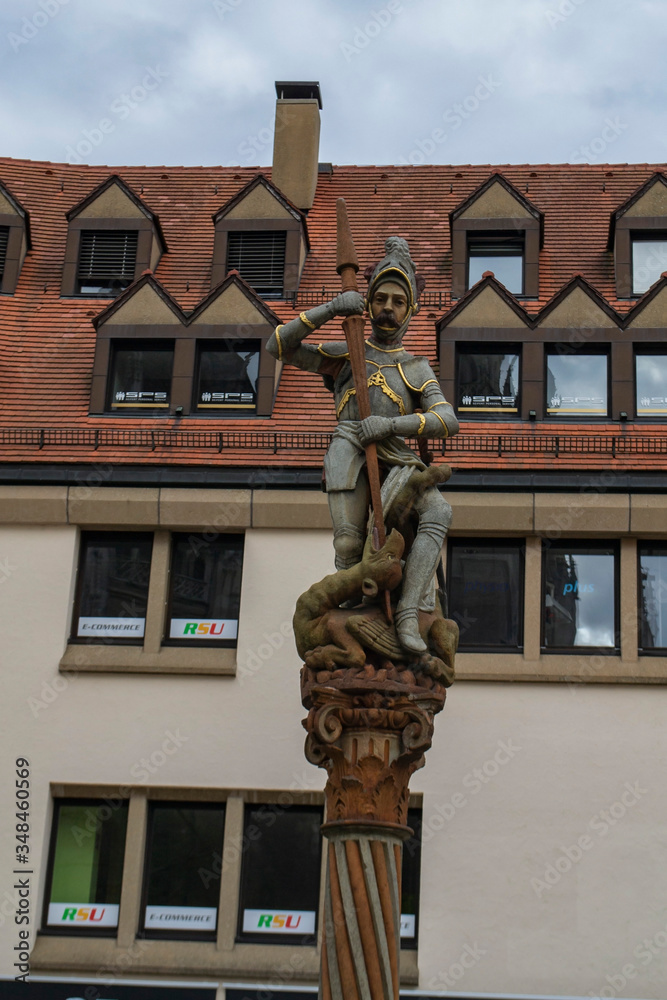 Obraz premium beautiful monument on a square in Germany in the city of Ulm near the Ulm City Hall.