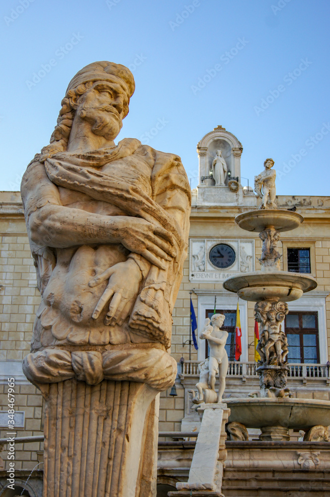 Fontana pretoria, Palermo