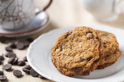 chocolate chip cookies