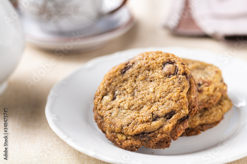 chocolate chip cookies