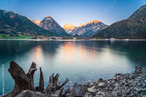 Die ersten Sonnenstrahlen