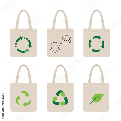 Set eco bags. Bag with recycling icon.