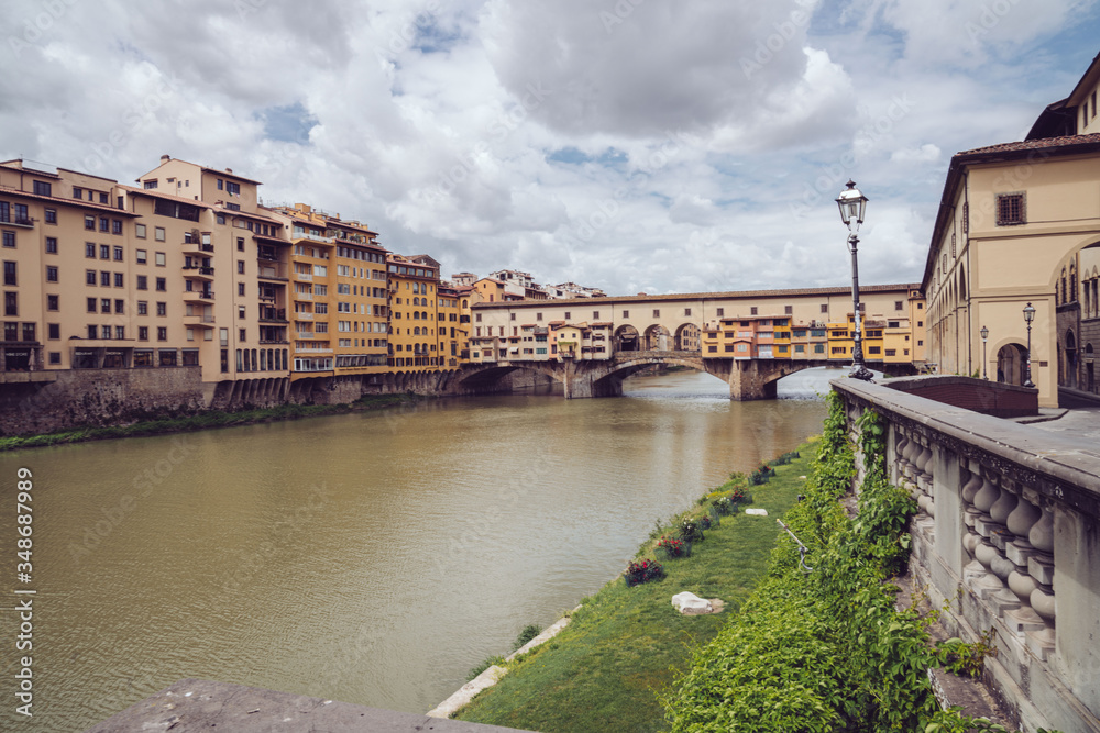 Obraz premium The cities are empty. Spot of an empty Florence city centre, Italy during Coronavirus Covid-19 quarantine. Florence, Italy. April 30, 2020.