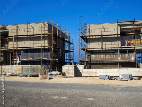 Modern construction site with scaffold platform sytem © Rony Zmiri