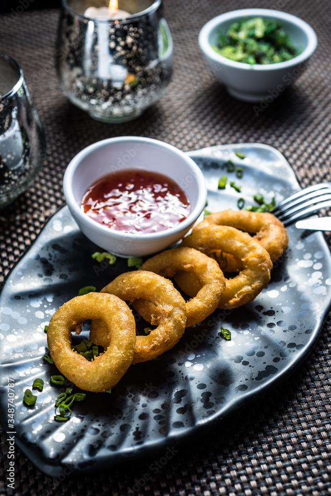 Squid rings fried with sweet chili sauce