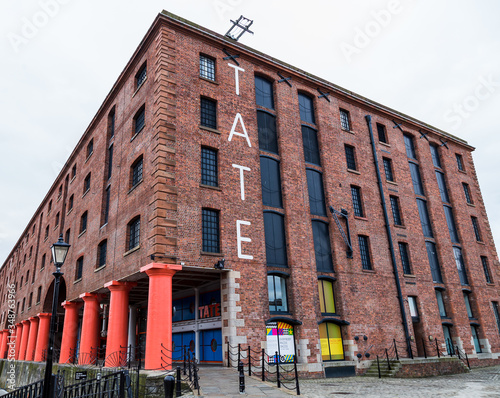 Tate in Liverpool photo