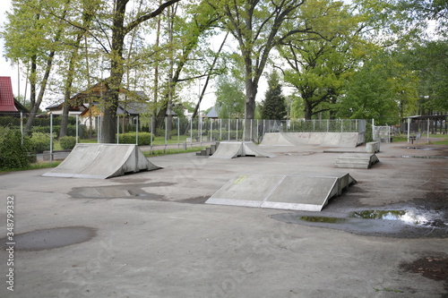 pusty skatepark