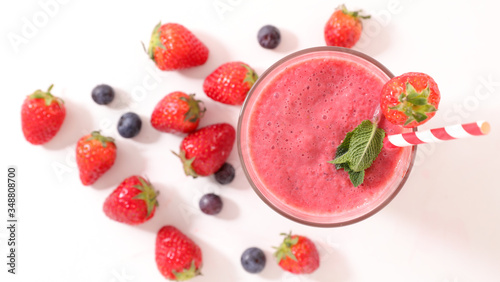 strawberry and blueberr smoothie- top view