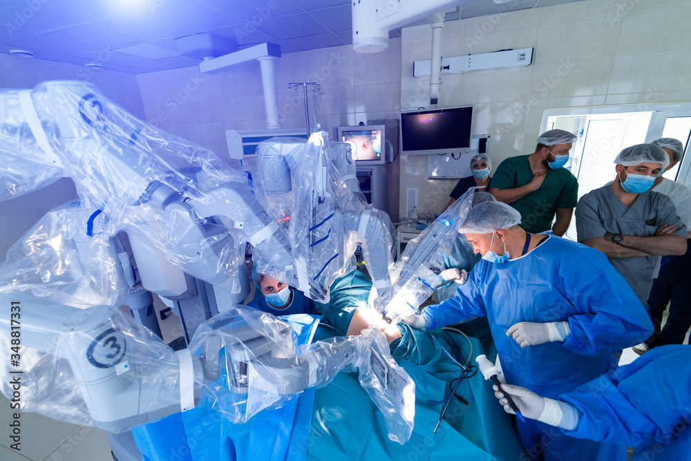 Modern surgical system. Medical robot. Minimally invasive robotic surgery. Da  Vinci Surgery. Stock Photo | Adobe Stock