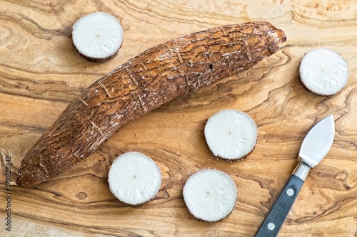 Kassawa root on wooden board with slices