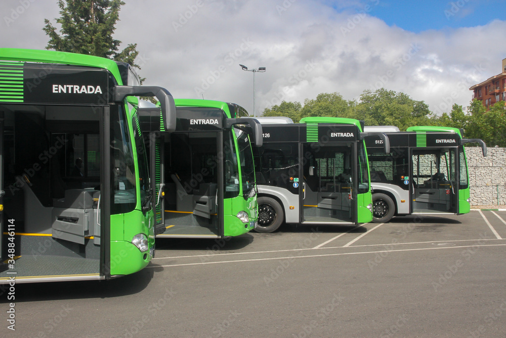 New city buses