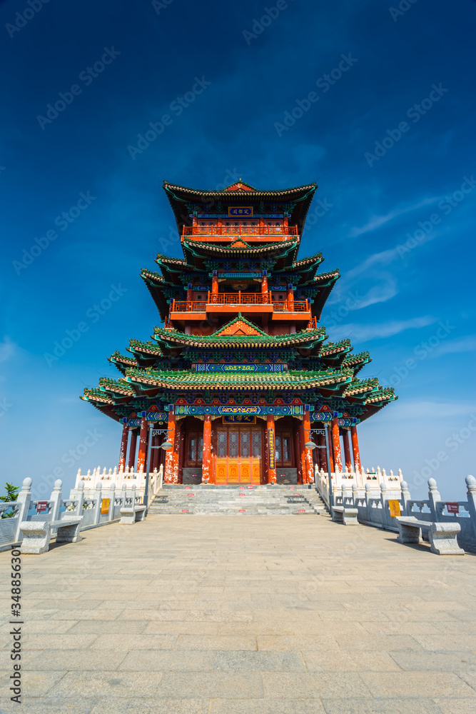 Fototapeta premium The picturesque pagoda on the top of the mountain in China