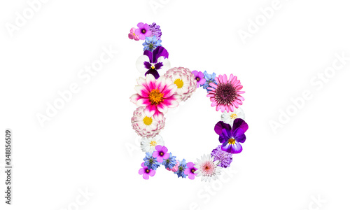 花でデコレーションしたアルファベットの小文字のb 