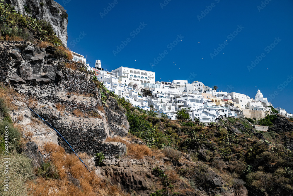 Naklejka premium Fira, capital of the Greek Aegean island, Santorini, Greece