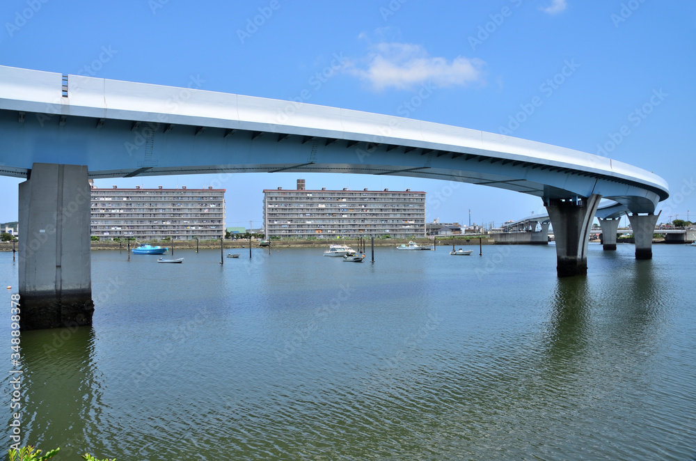 シーサイドライン　神奈川県横浜市金沢区の風景