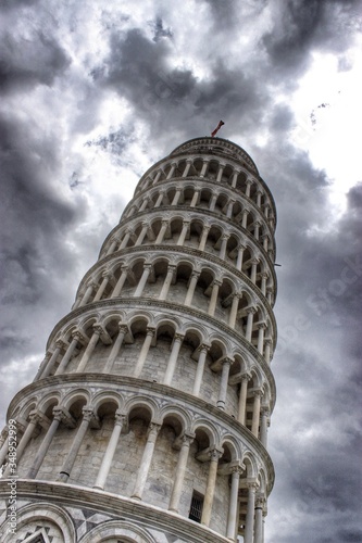 Fotomurale Low Angle View Of A Leaning Tower Of Pisa