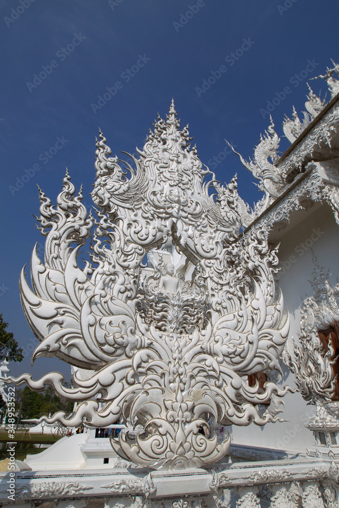 Fototapeta premium White temple of Wat Rong Khun, Thailand